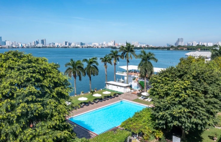 Hotel swimming pool by West Lake